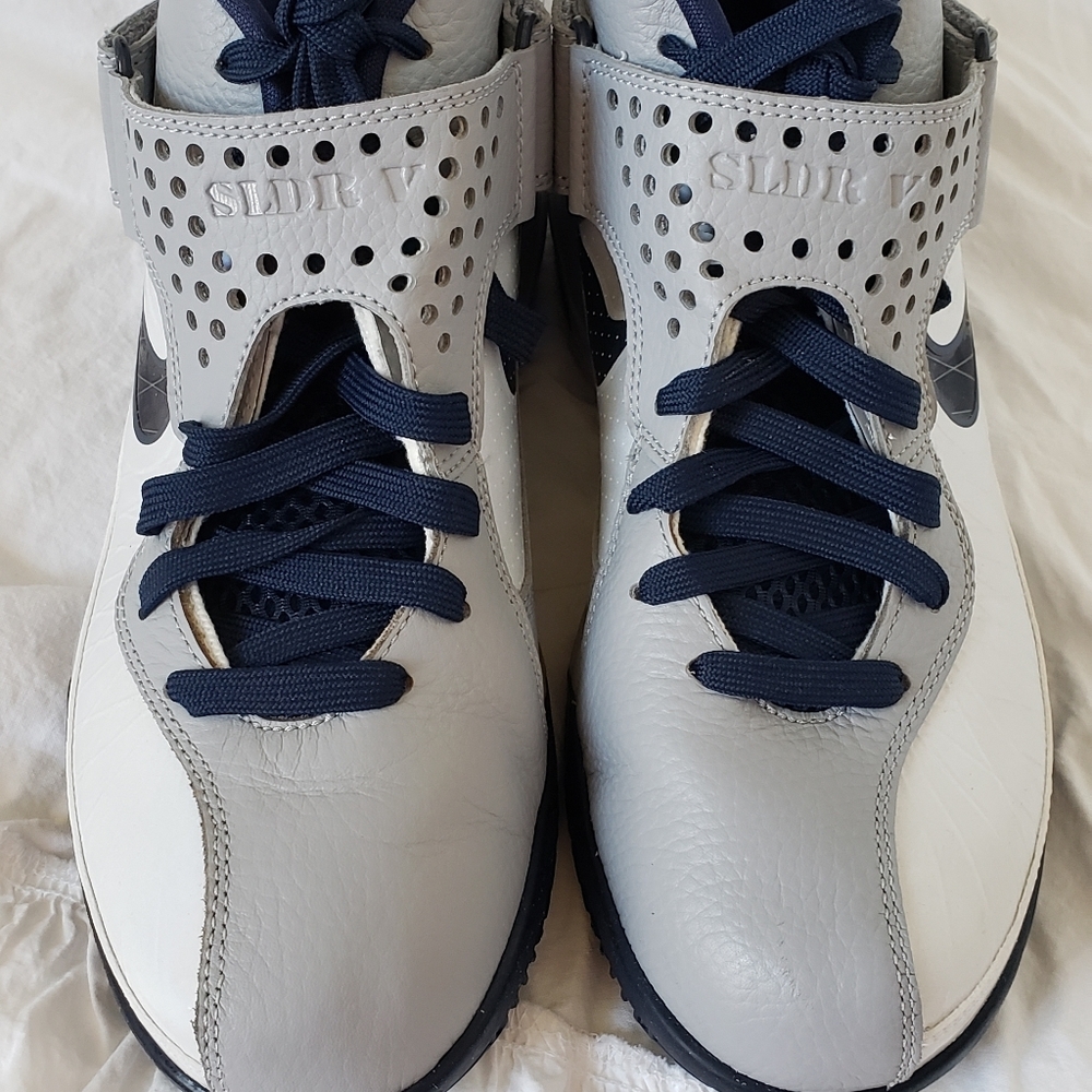 NWOT Nike LeBron Air Max Soldier V Size 8.5